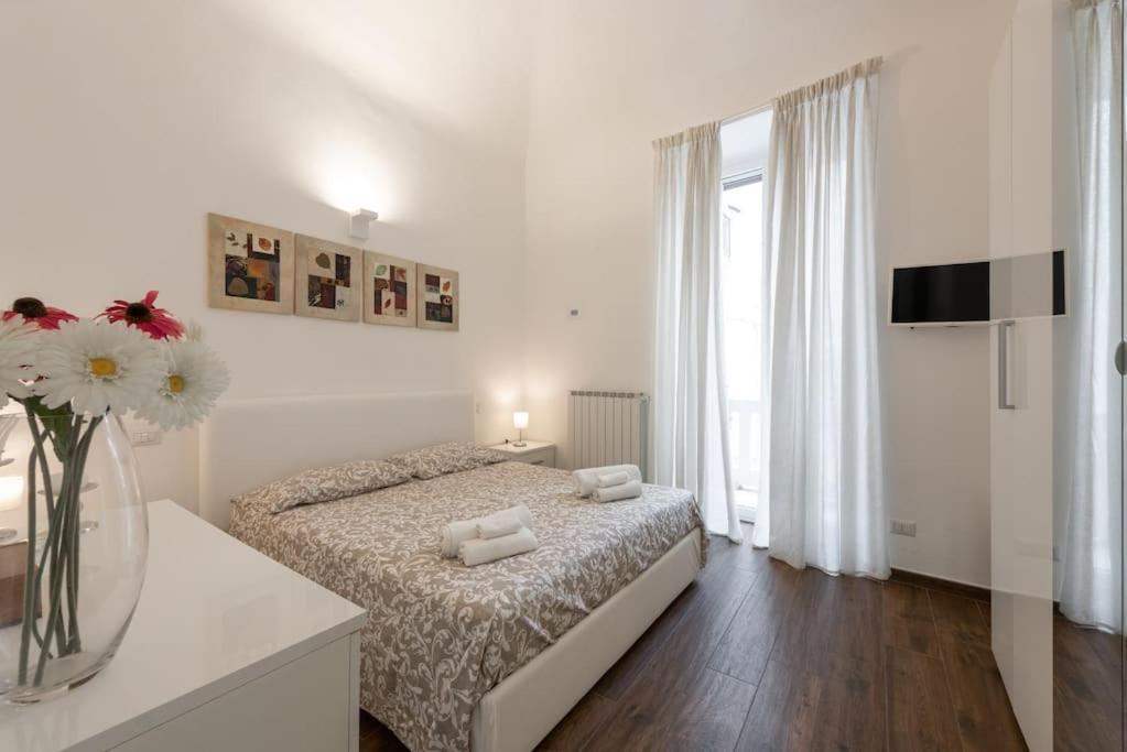 Central Loft Full Comfort Бари Экстерьер фото