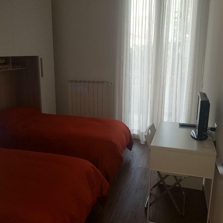 Central Loft Full Comfort Бари Экстерьер фото