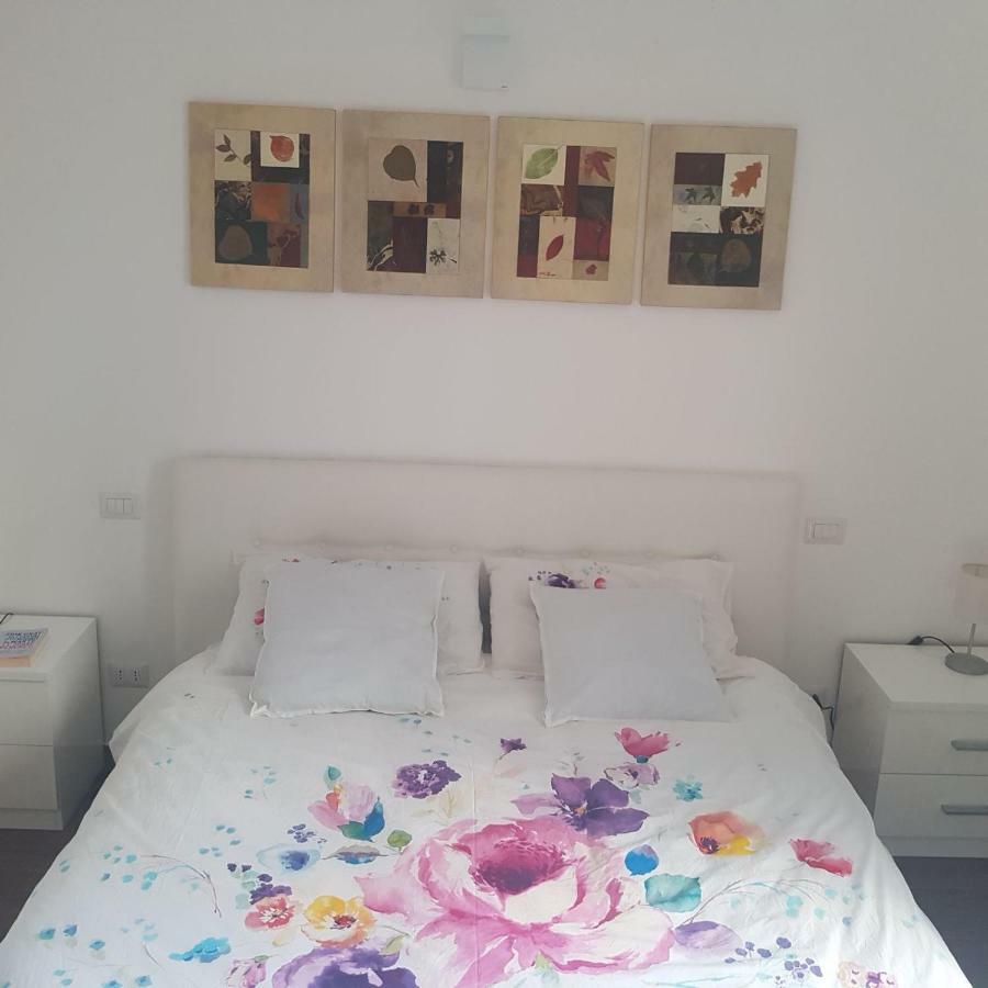 Central Loft Full Comfort Бари Экстерьер фото