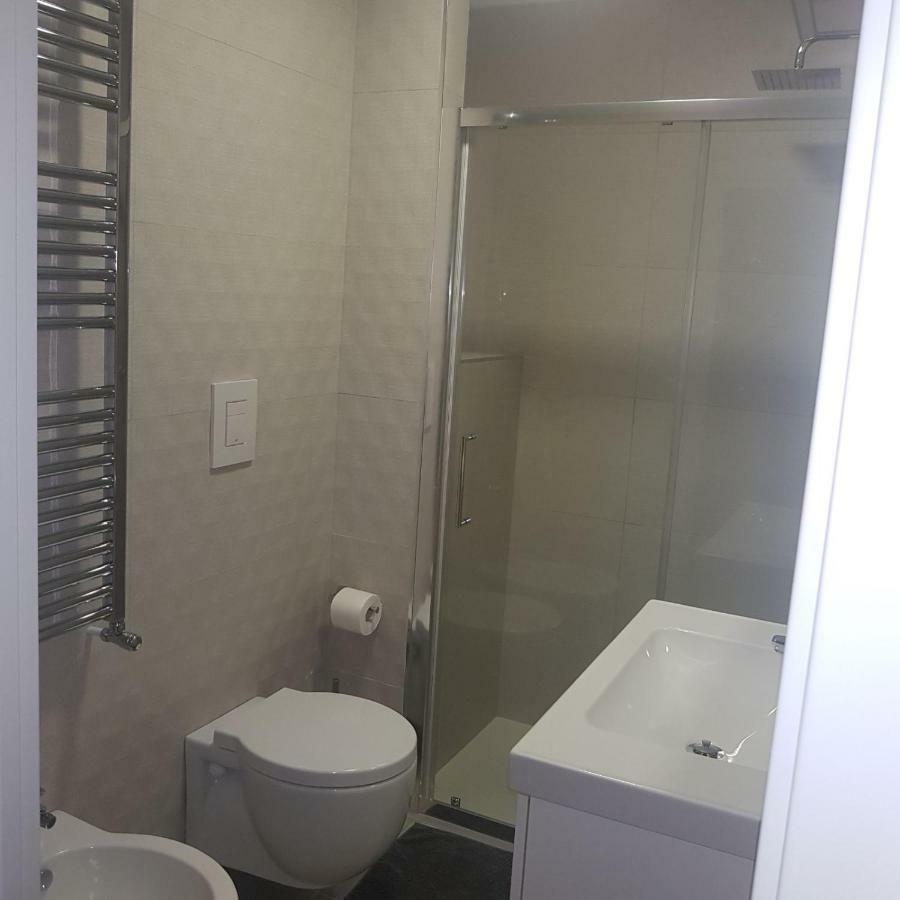 Central Loft Full Comfort Бари Экстерьер фото